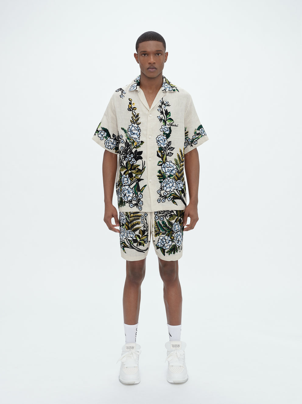 Alabaster Amiri EMBRODIERED FLORAL SHORT | 095314-JSG