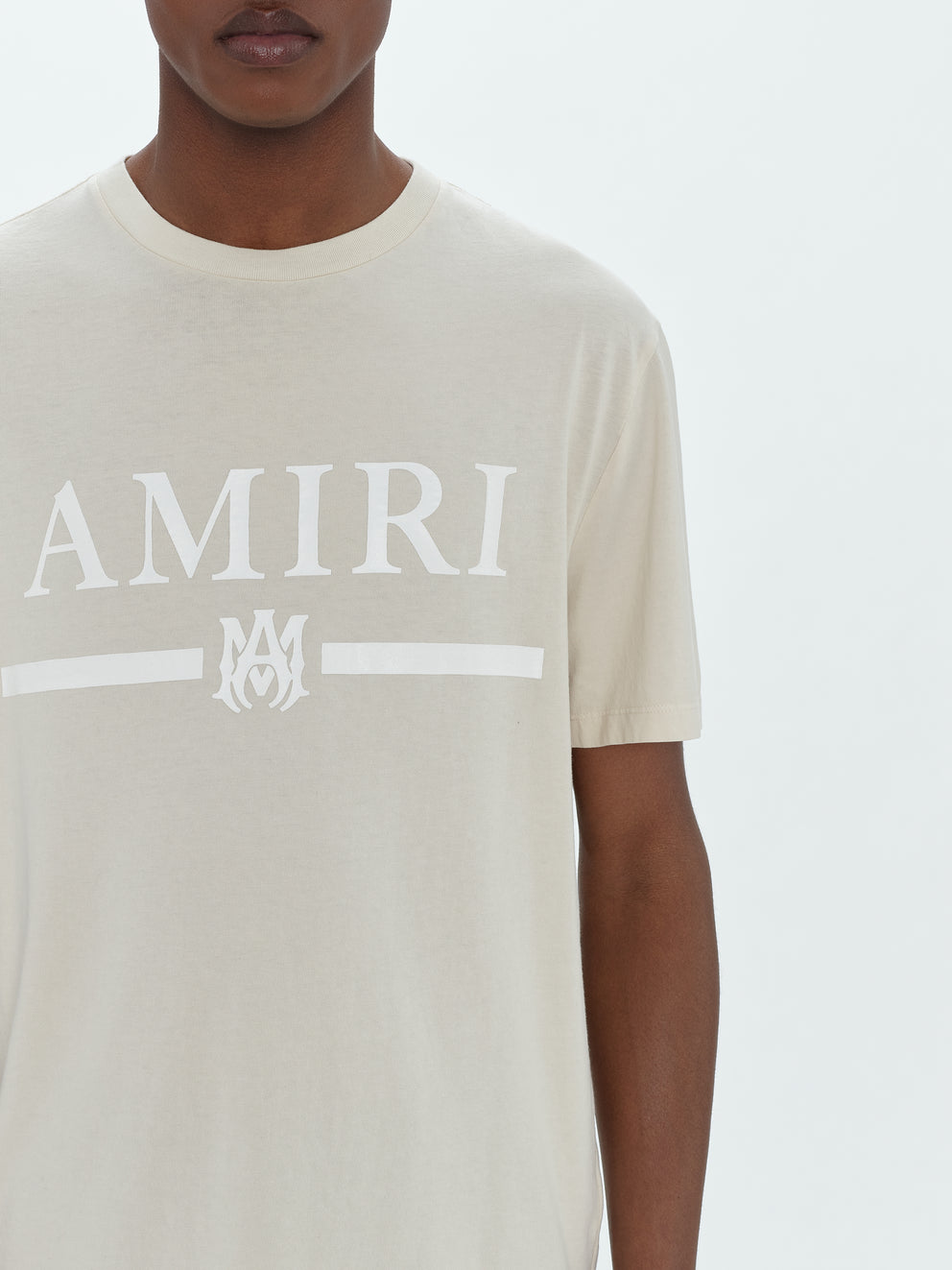 Alabaster Amiri M.A. BAR LOGO TEE | 809214-OLE