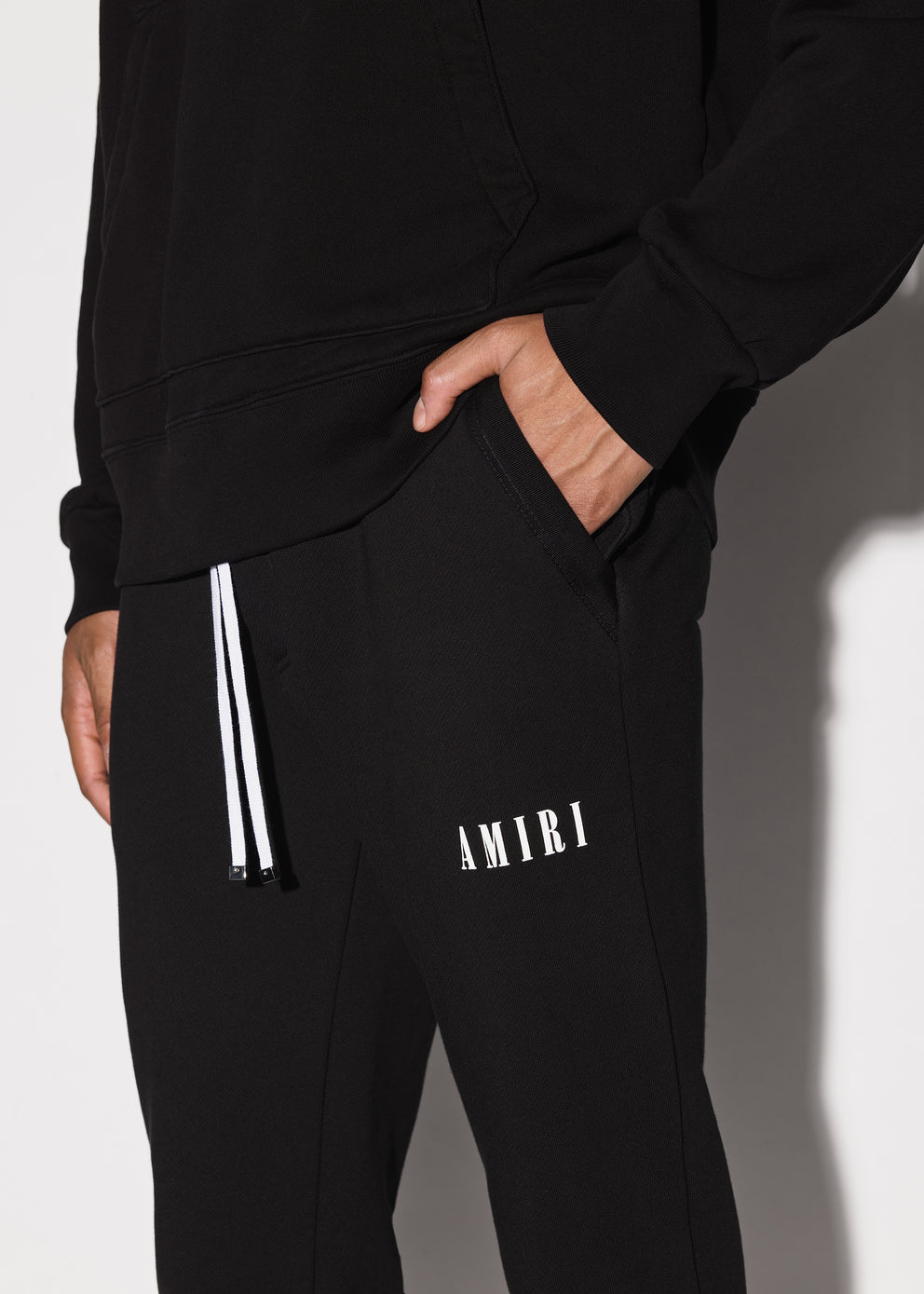 Black Amiri CORE LOGO SWEATPANTS | 418375-GMH