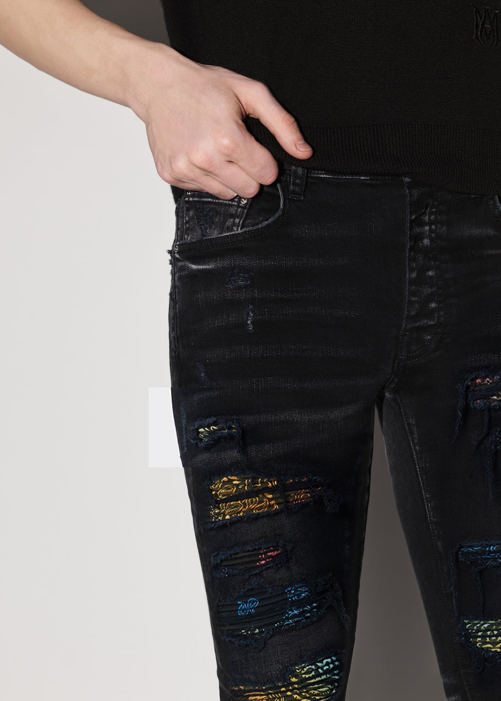 Black Amiri RAINBOW PAISLEY THRASHER JEAN | 125976-ODL