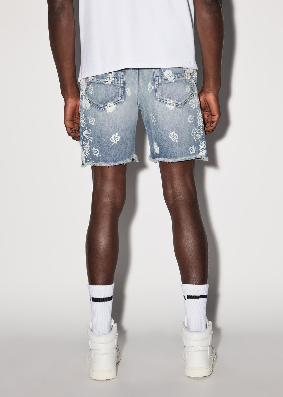 Clay Indigo Amiri BLEACH BANDANA DENIM SHORT | 072894-VUP