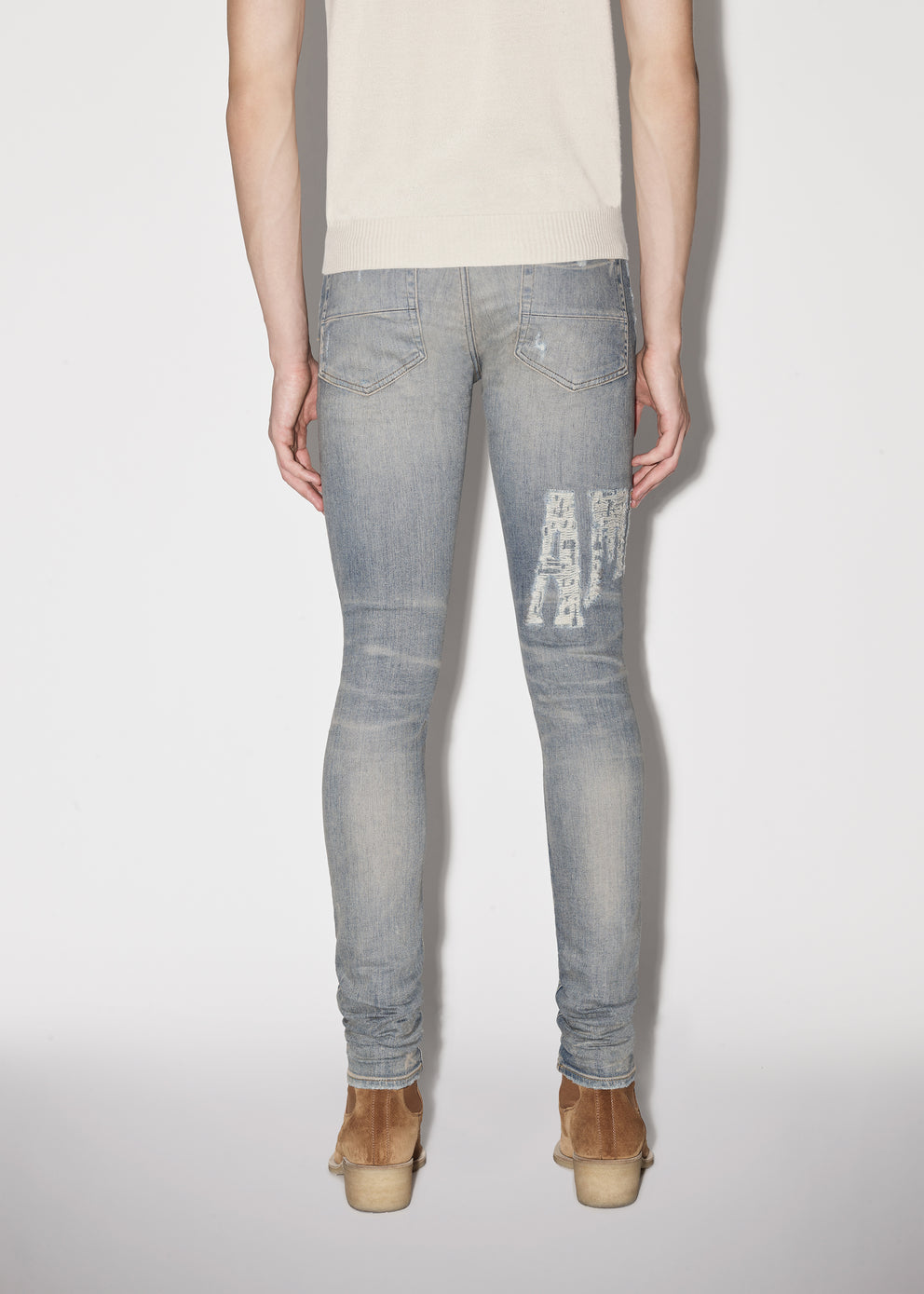 Clay Indigo Amiri DISTRESSED LOGO JEAN | 108496-REZ