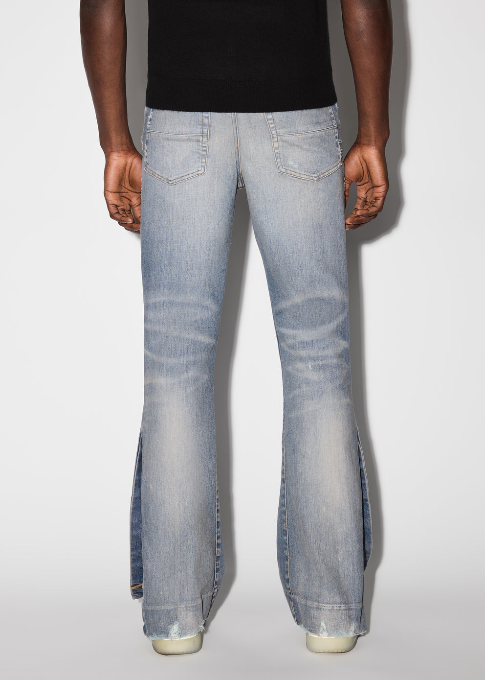 Clay Indigo Amiri STACKED FLARE JEAN | 153029-SNO