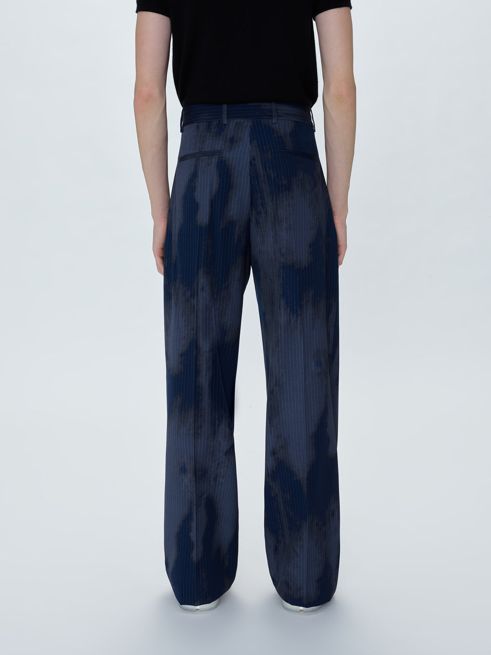 Navy Amiri PINSTRIPE DOUBLE PLEATED TROUSERS | 764325-LTR