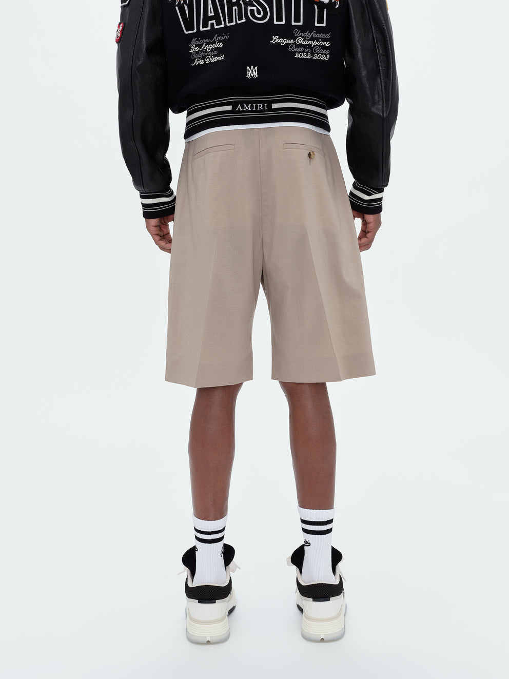 Tan Amiri DOUBLE PLEAT SHORTS | 703598-SFZ