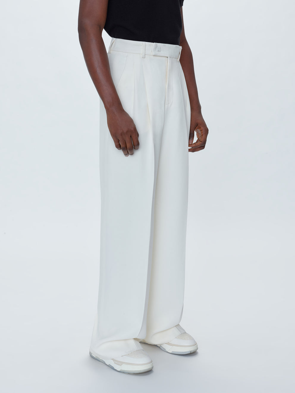 White Amiri VISCOSE DOUBLE PLEATED TROUSERS | 768502-RQI